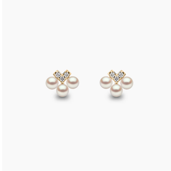 YOKO Sleek 18K Gold Pearl and Diamond V Stud Earrings