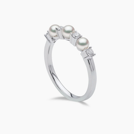 YOKO Eclipse 18K Gold Pearl and Diamond Signature Ring