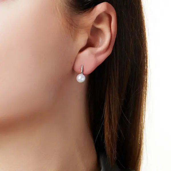 YOKO Classic 18K Gold Freshwater Pearl and Diamond Drop Earrings
