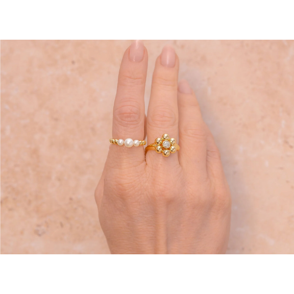 SHY CREATION INC SC55028714 - 14ky .19 Dia Bezel Flower Ring