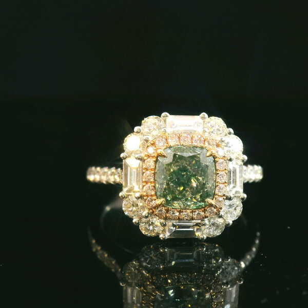 18kt White Gold 2.02ct tcw  Diamond Ring