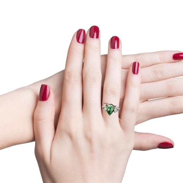 18kt White Gold 1.88 tcw Diamond Ring