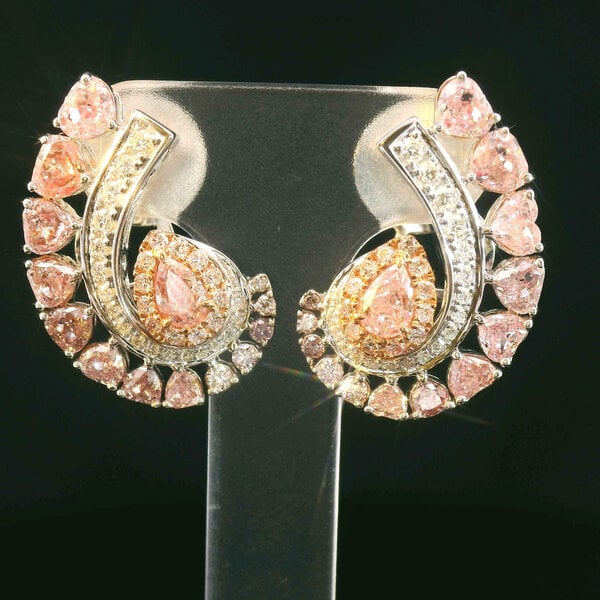 18kt White Gold 2.34 tcw  Diamond Earrings