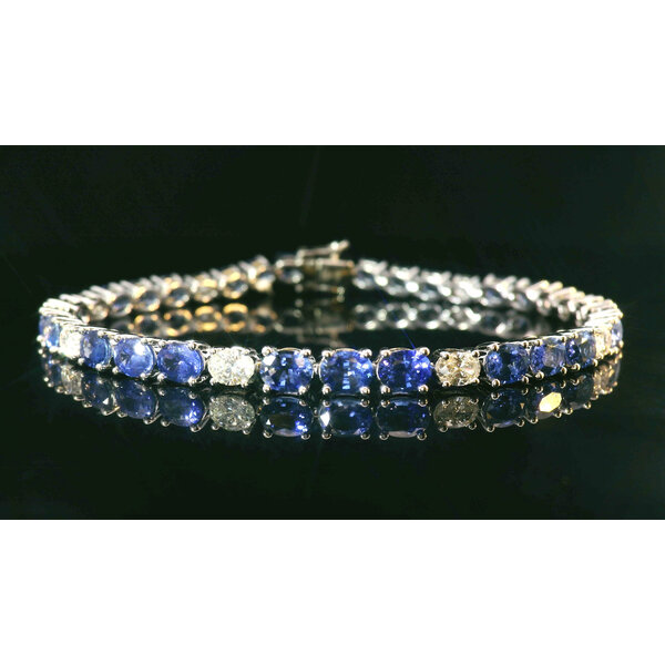 14kt White Gold 7.73 Sapphire 1.45 Diamond Bracelet