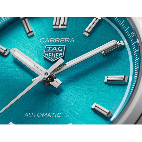 TAG HEUER Carrera Date