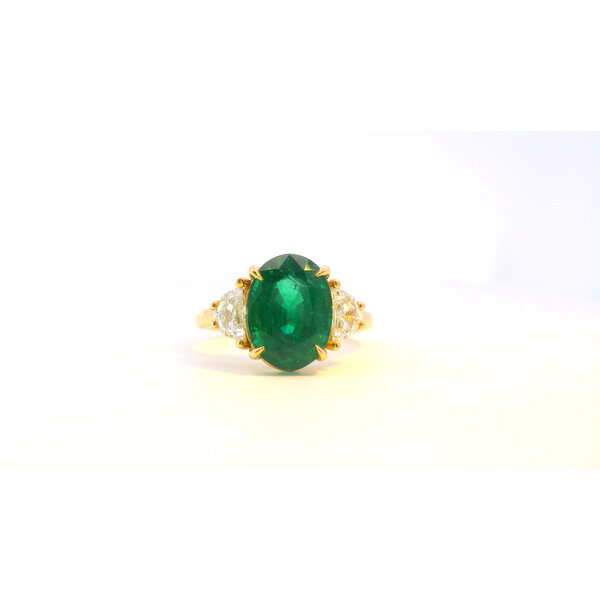 18kt Yellow Gold 3.79 Emerald .69 Diamond Ring