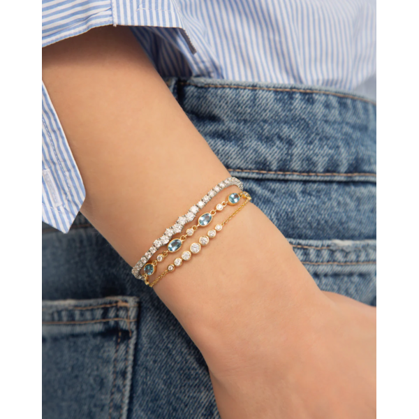 MRK Classic Sapphire Tennis Bracelet with White Sapphires and Tsavorite In Sterling Silver