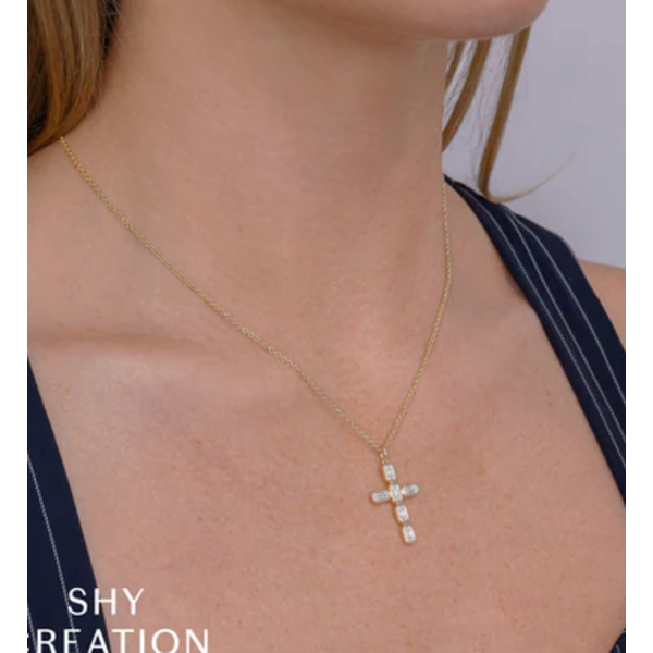 SHY CREATION INC SC55027791RD - 14 ky .30 Dia Baguette Cross Necklace