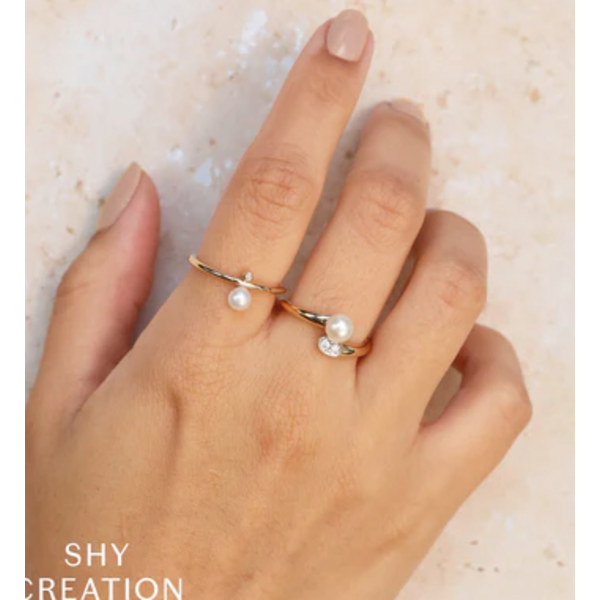 SHY CREATION INC 14ky .06 Diamond and Cultured Pearl Ring