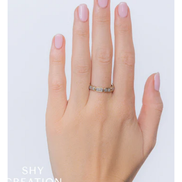 SHY CREATION INC 14ky .29 Diamond Baguette Ring