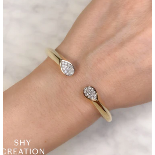 SHY CREATION INC SC22009370ZS - 14 ky/w .54 dia Pave Bangle