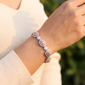 18kt White Gold 4.69ct Diamond Bracelet