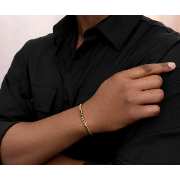 SHY CREATION INC BM00005ZL - 0.57CT 14K Y/G Black Diamond Geo Cut Matte Men's Cuff Bracelet