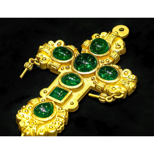 18kt Tucker Cross
