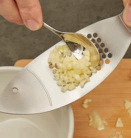 Kikkerland Fish Garlic Press