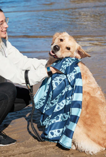Dock & Bay Med Dog & Bay towel