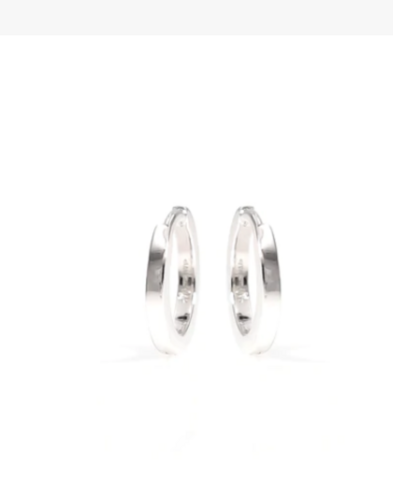 Eliasz & Ella Classic Huggie Hoop Earrings