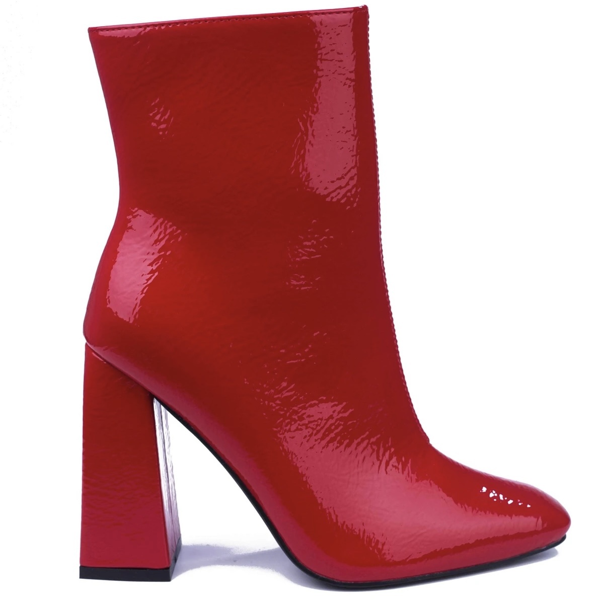 Maison Margiela Velvet Ankle Boots ($740) ❤ liked on Polyvore featuring  shoes, boots, ankle booties, red, red booti… | Red ankle boots, Red heel  boots, Velvet boots