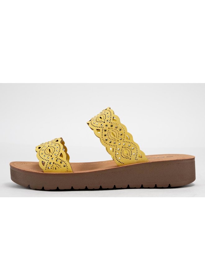 Vienna Comfy Sandals - Yellow