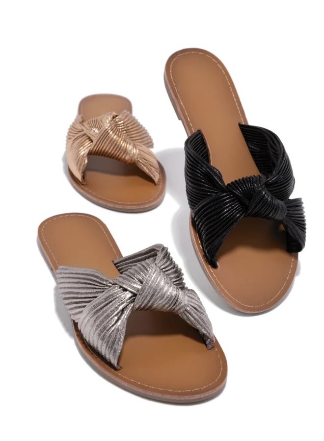 Maggie  Flat Sandal - Gold