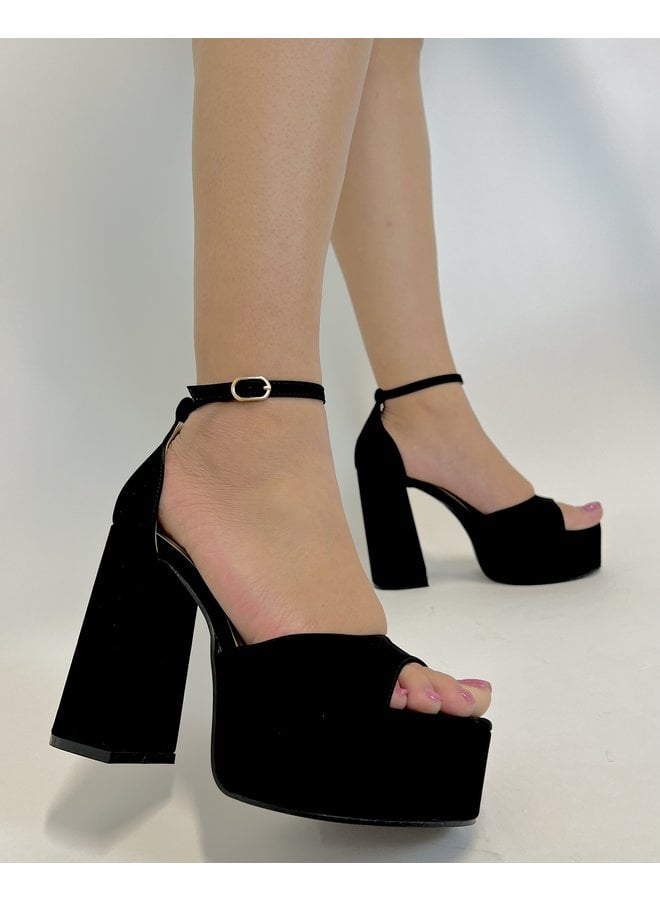 Butina Casual Heel - Black Nubuck