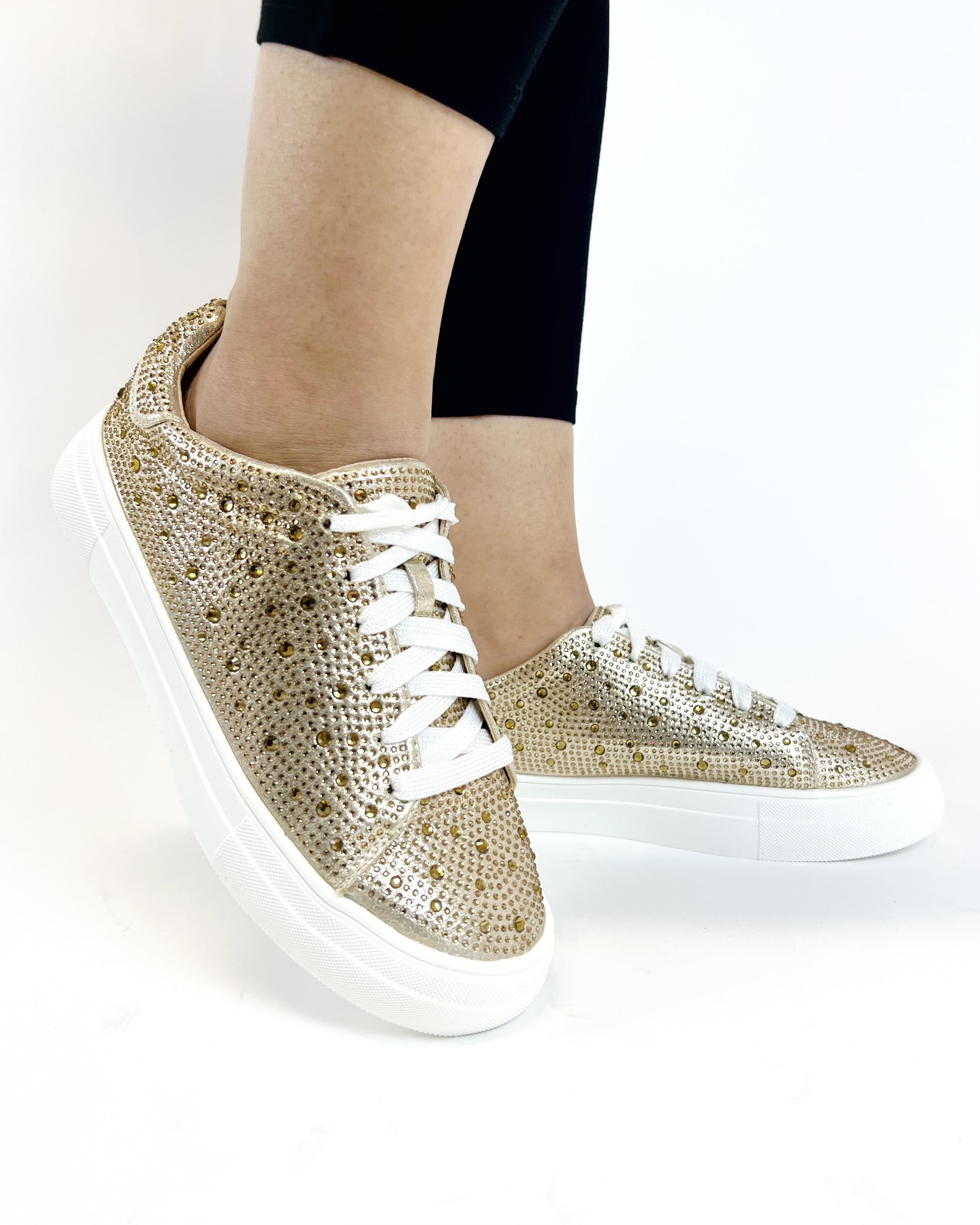 dolce sneakers