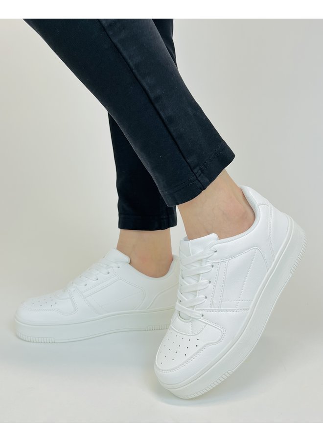 Basketball Casual Sneakers - White