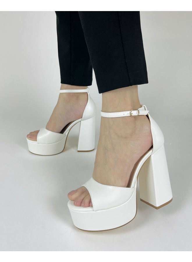 Butina Casual Heel - White Pu