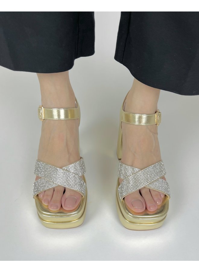 Venge Casual Heel - Gold Metallic Pu