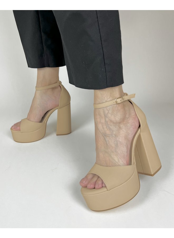 Butina Casual Heel - Nude Nubuck