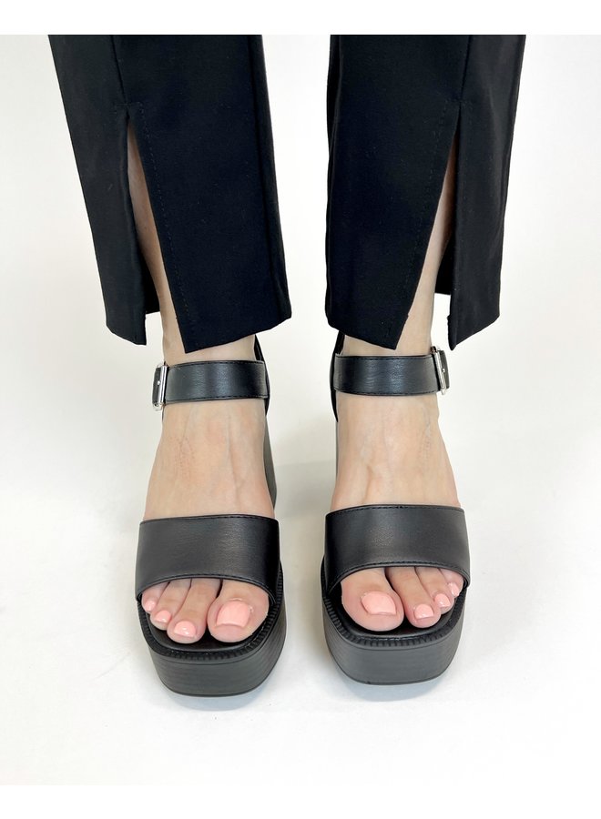 Turbo Casual Heels - Black Pu
