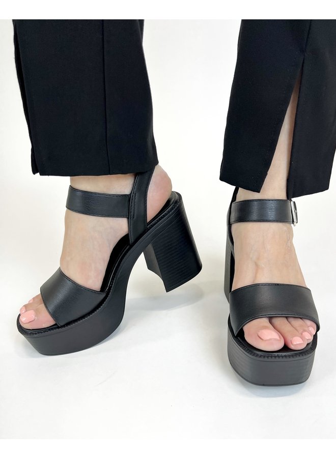 Turbo Casual Heels - Black Pu