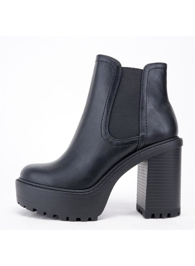 On fire Casual Booties - Black PU