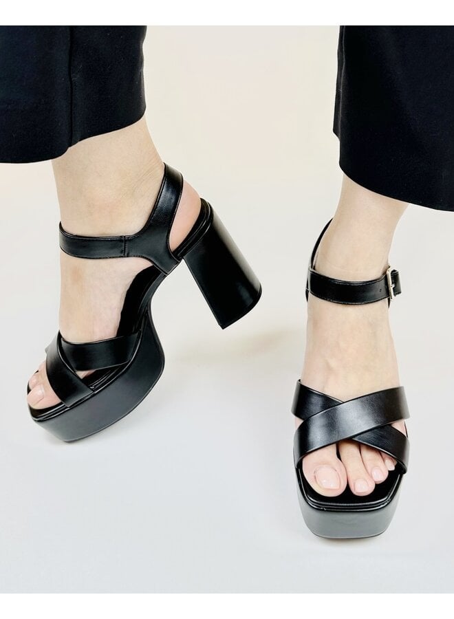 Modify Casual Heels - Black Pu