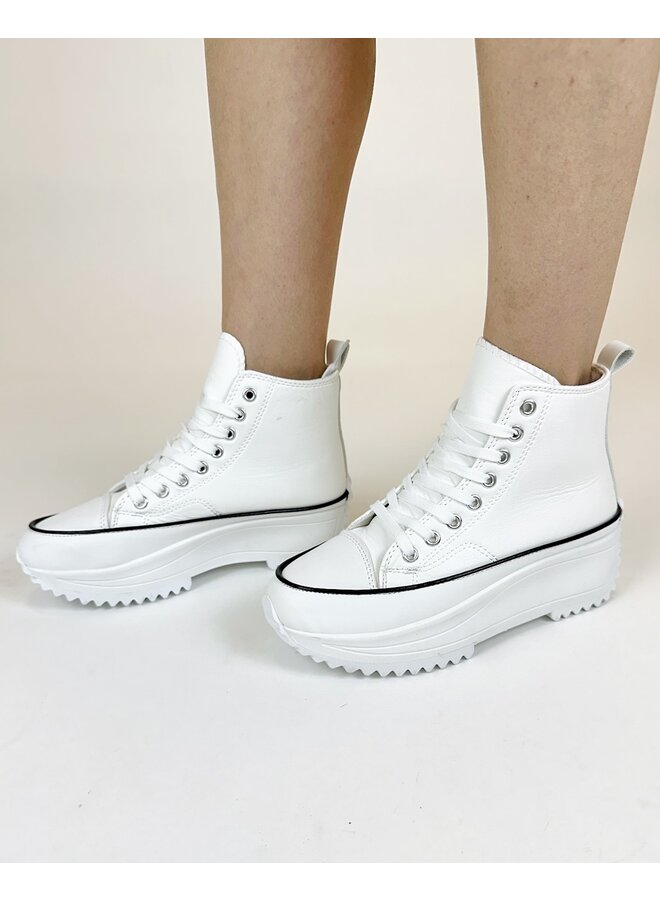 Street Smart Casual Sneakers - White