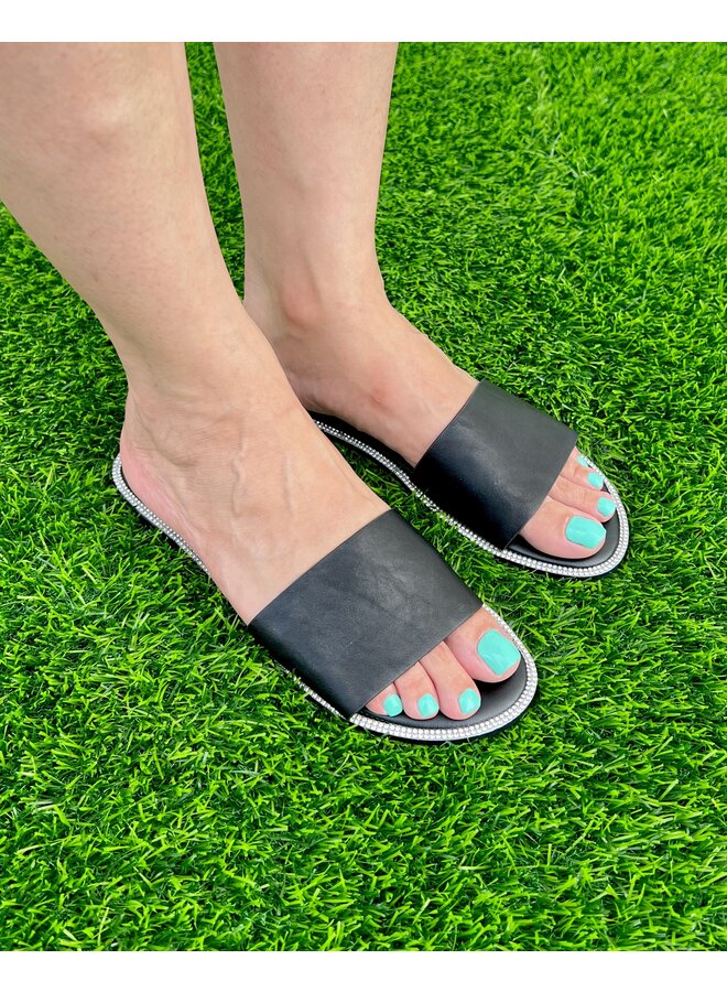 Daisy Flat Sandals - Black/Silver Pu