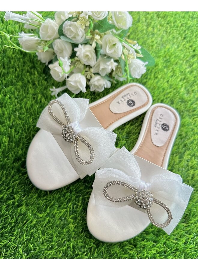 Daisy-101 Flat Sandal - White