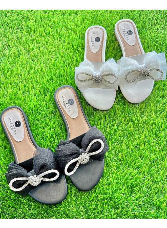 Daisy-101 Flat Sandal - White