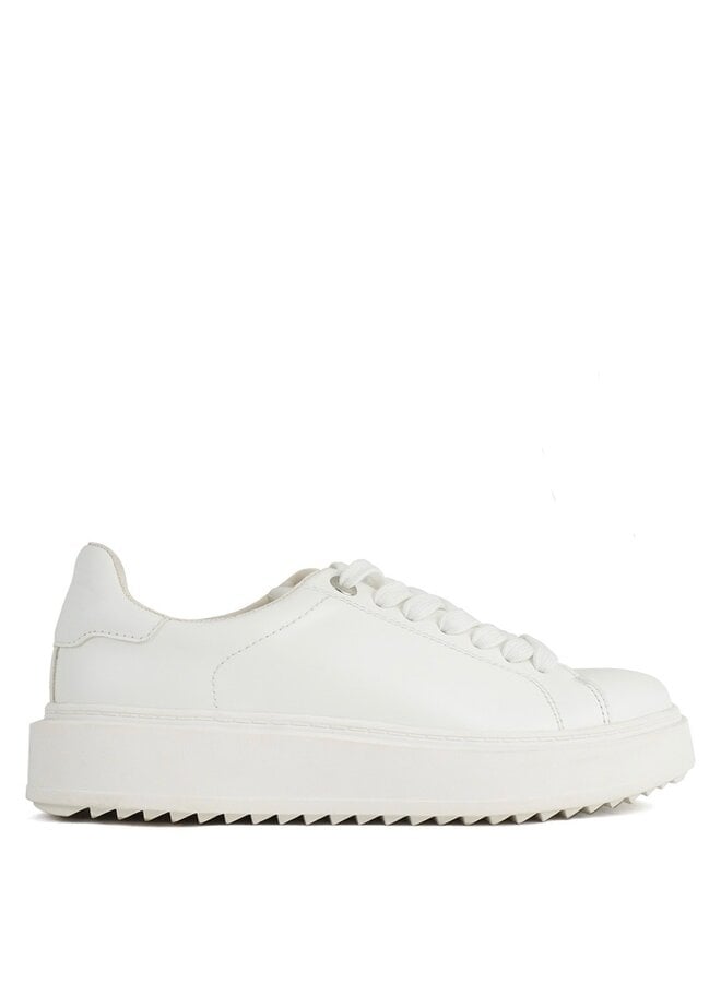 Retain Casual Sneaker - White