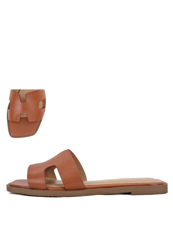 Knit Flat Sandals - Cognac Pu