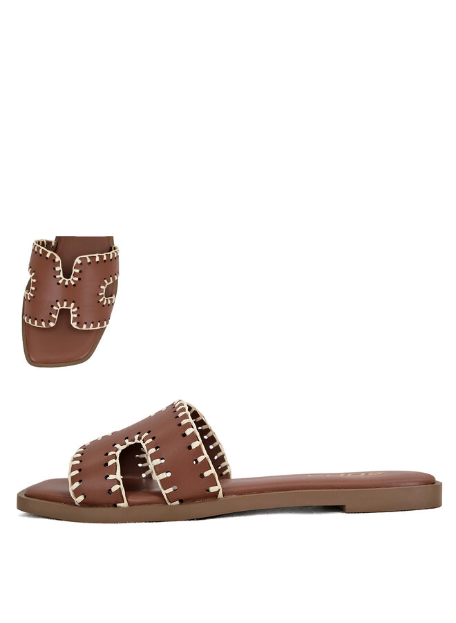 Finity Flat Sandal - Tan Pu