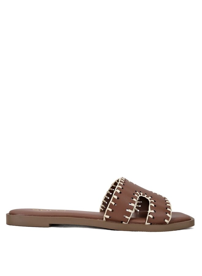 Finity Flat Sandal - Tan Pu