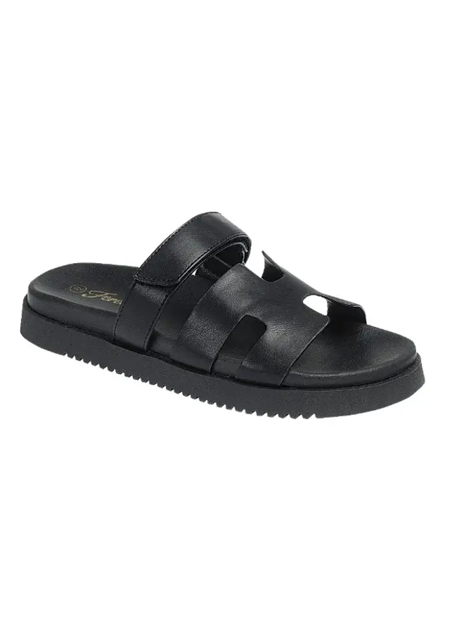 Gigi-22 Flat Sandal - Black