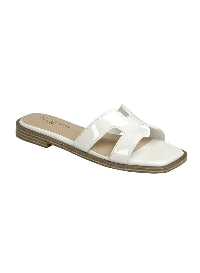 Bold-23 Flat Sandal - White Patent