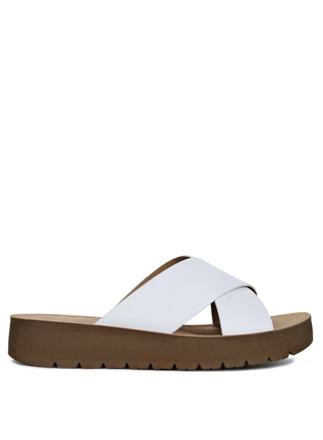Lucy Comfy Sandals - White