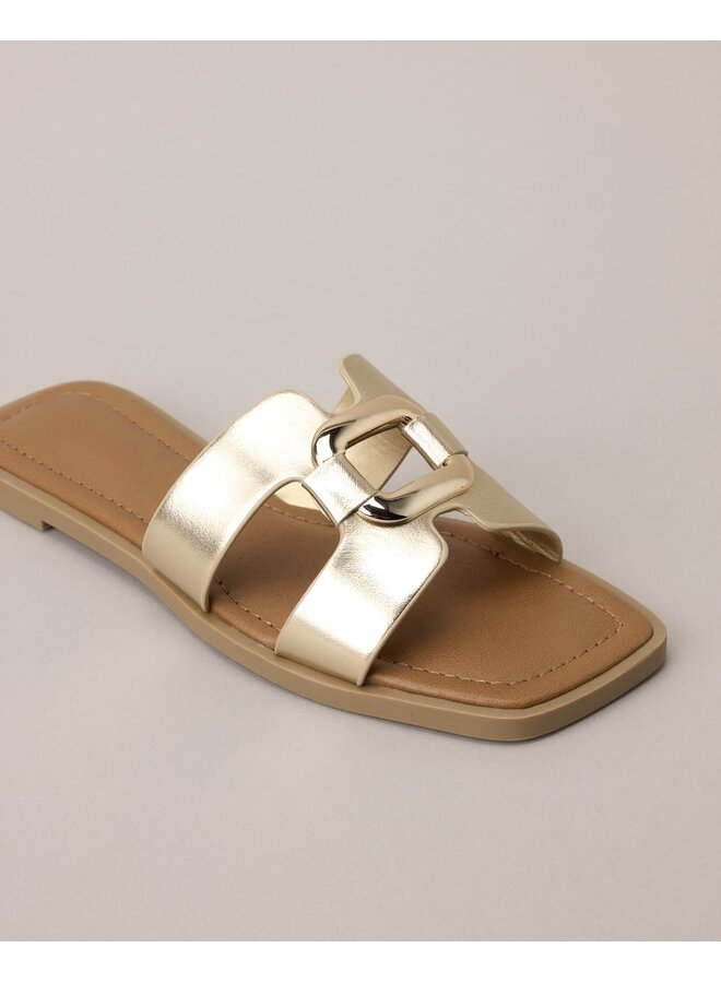 Feng Flat Sandals - Gold Pu