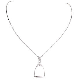 Exselle Stirrup Iron Necklace