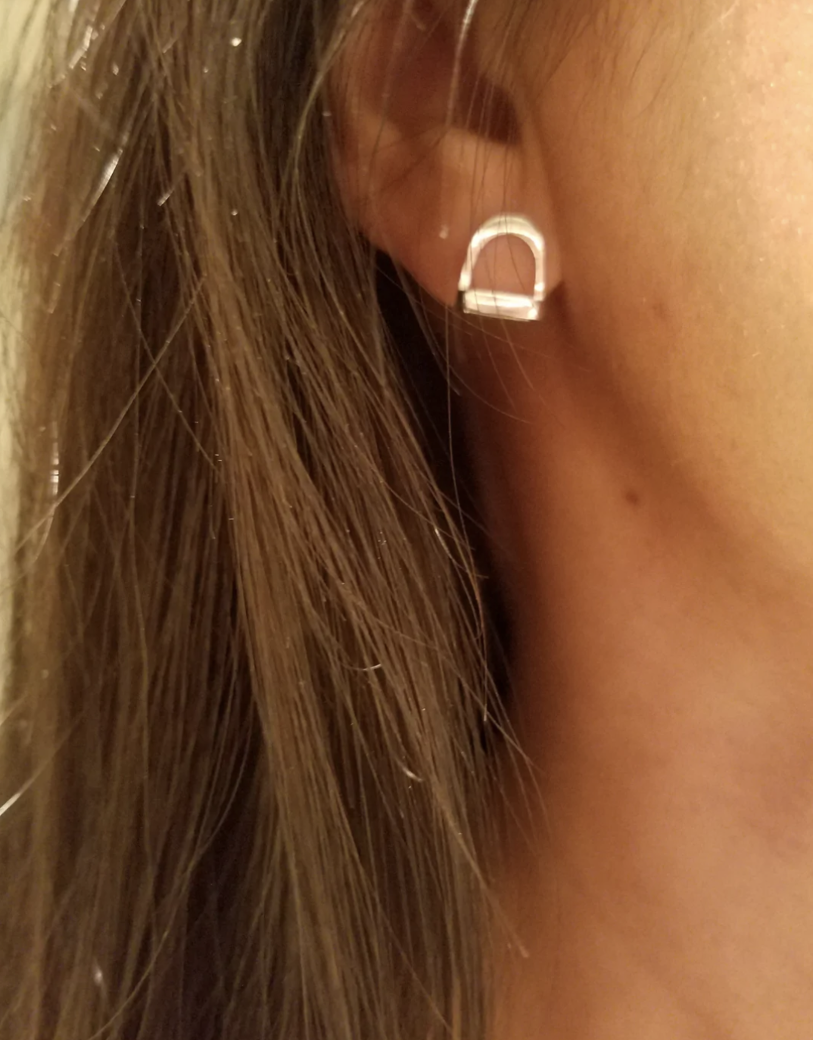 Baron Eq Stirrup Stud Earrings