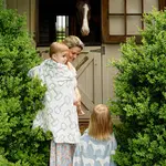 in2green In2green Reversible Baby Throw