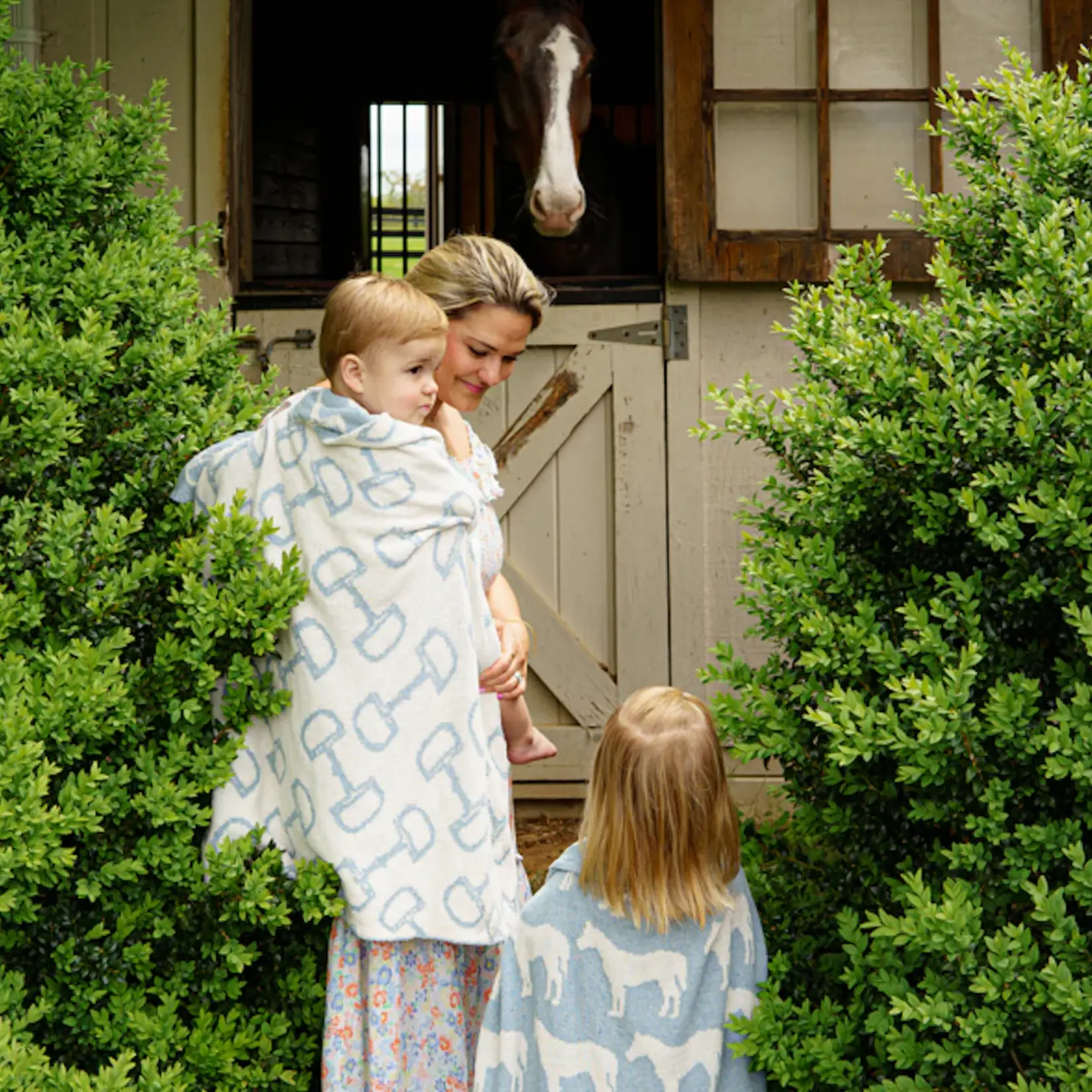 in2green In2green Reversible Baby Throw